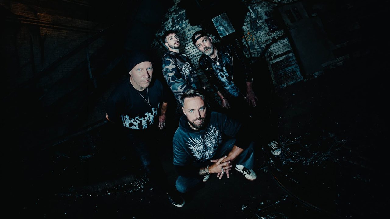 Poster: Bullet For My Valentine: Social Apocalypse 2027 with Pendulum & Dark Divine, Forest