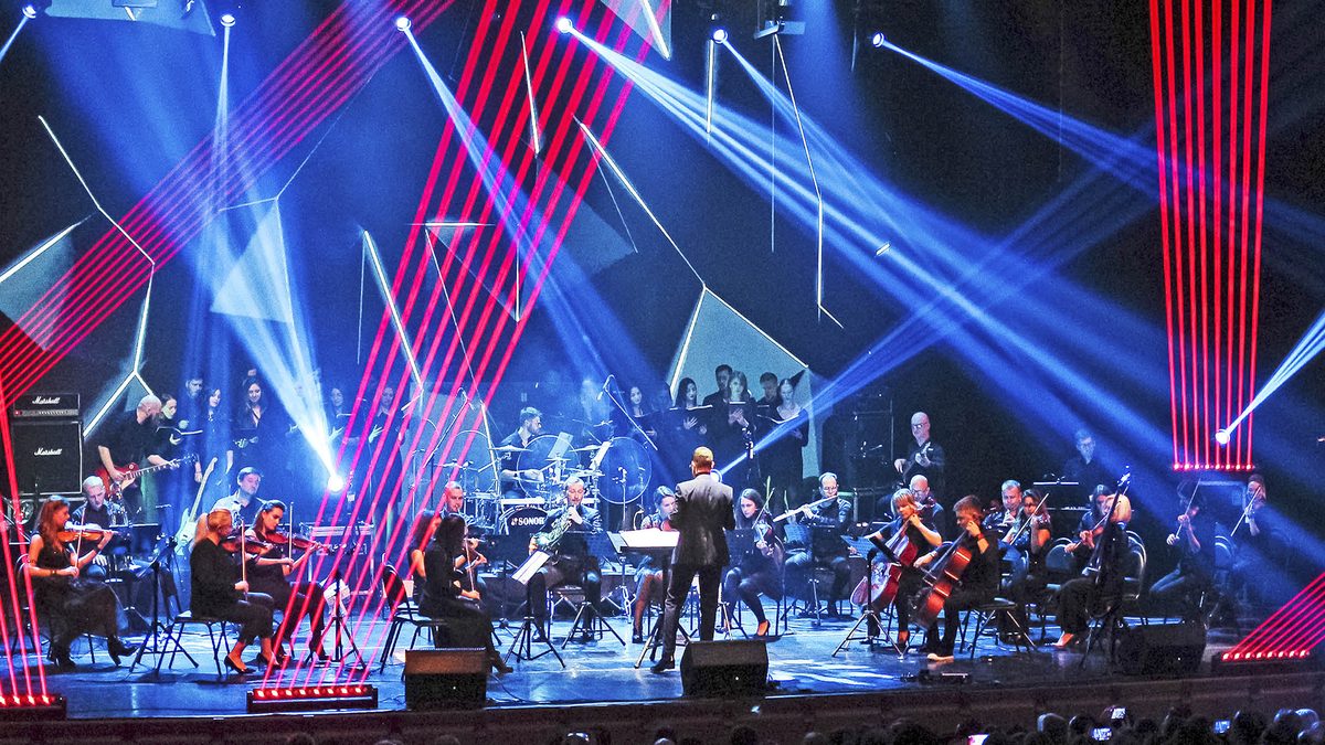 Poster: World Hits Symphony. Universe Orchestra, Gent