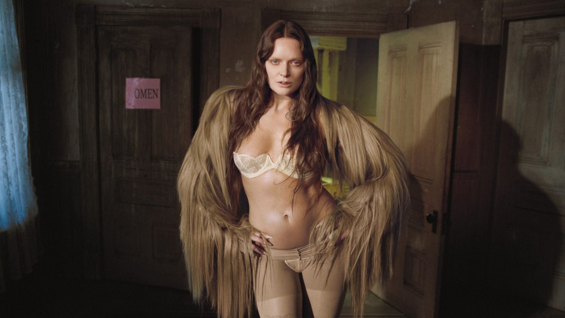Poster: Tove Lo - ESTRUS, Berlin