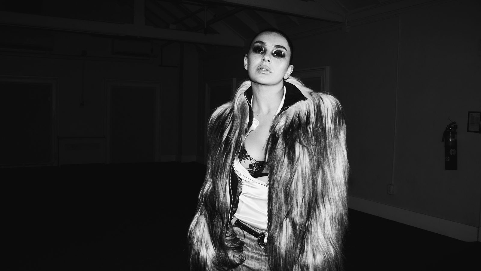 Poster: Charli xcx - Music, Fashion, Film Tour with Audrey Hobert, Amsterdam