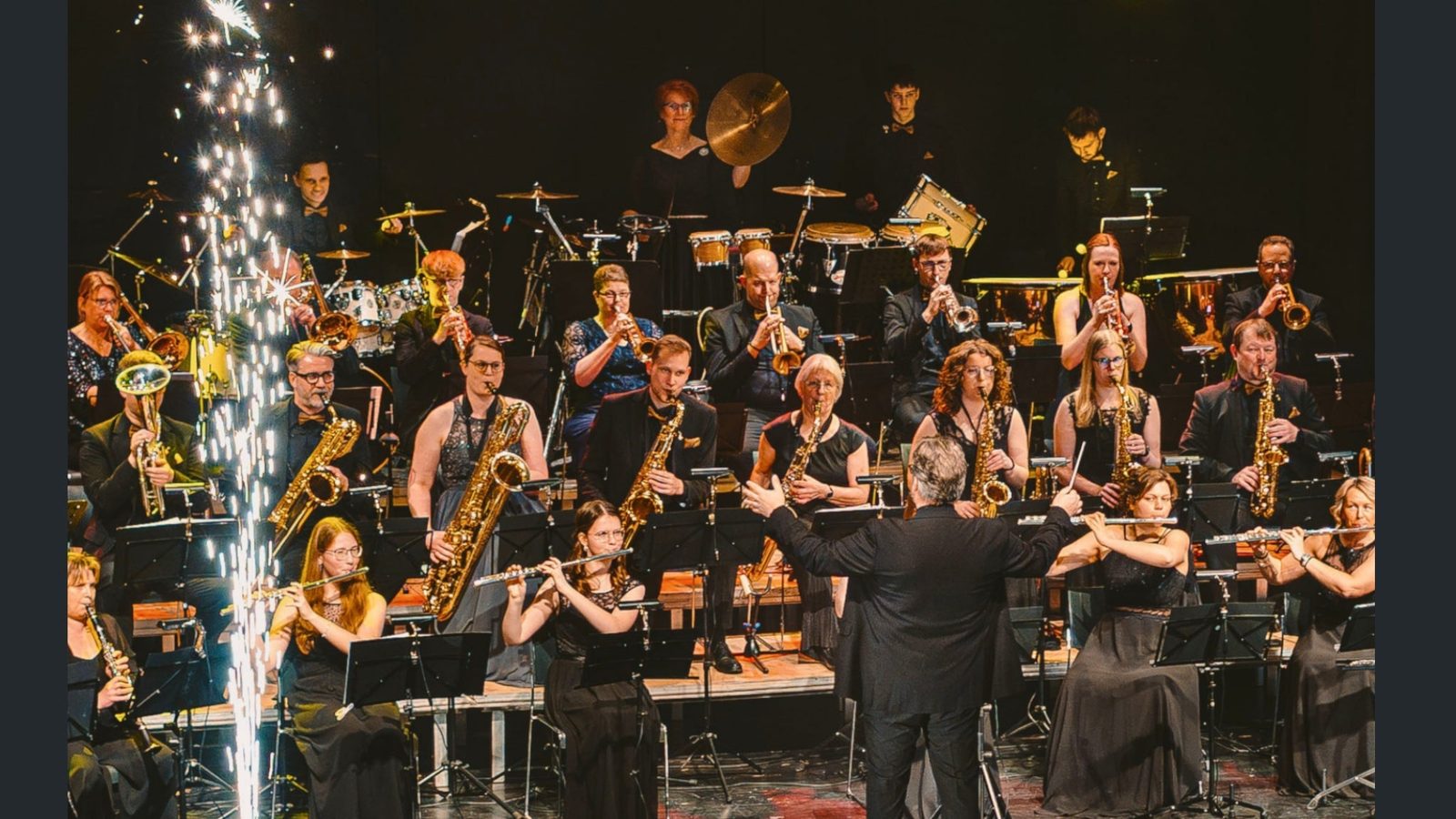 Poster: Benefizkonzert - Bonuszeit des NSO with Niedersachsen Sound Orchester, Friesoythe