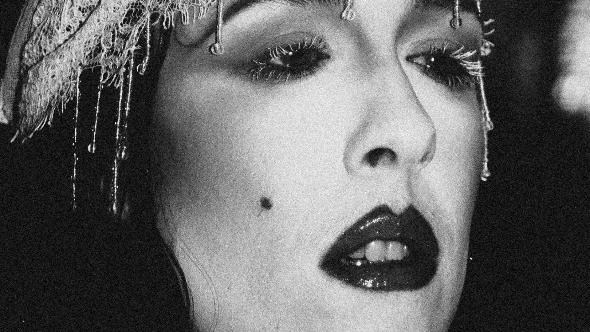 Poster: Allie X ** Moved Too Trinity - Fyfe Hal **, Bristol